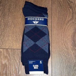 2/$20 Mens 4 pack of dockers socks